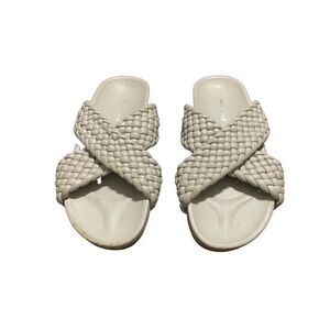 Charles David Defend Solid light Gray Woven Slides Sandals Genuine Leather 9.5